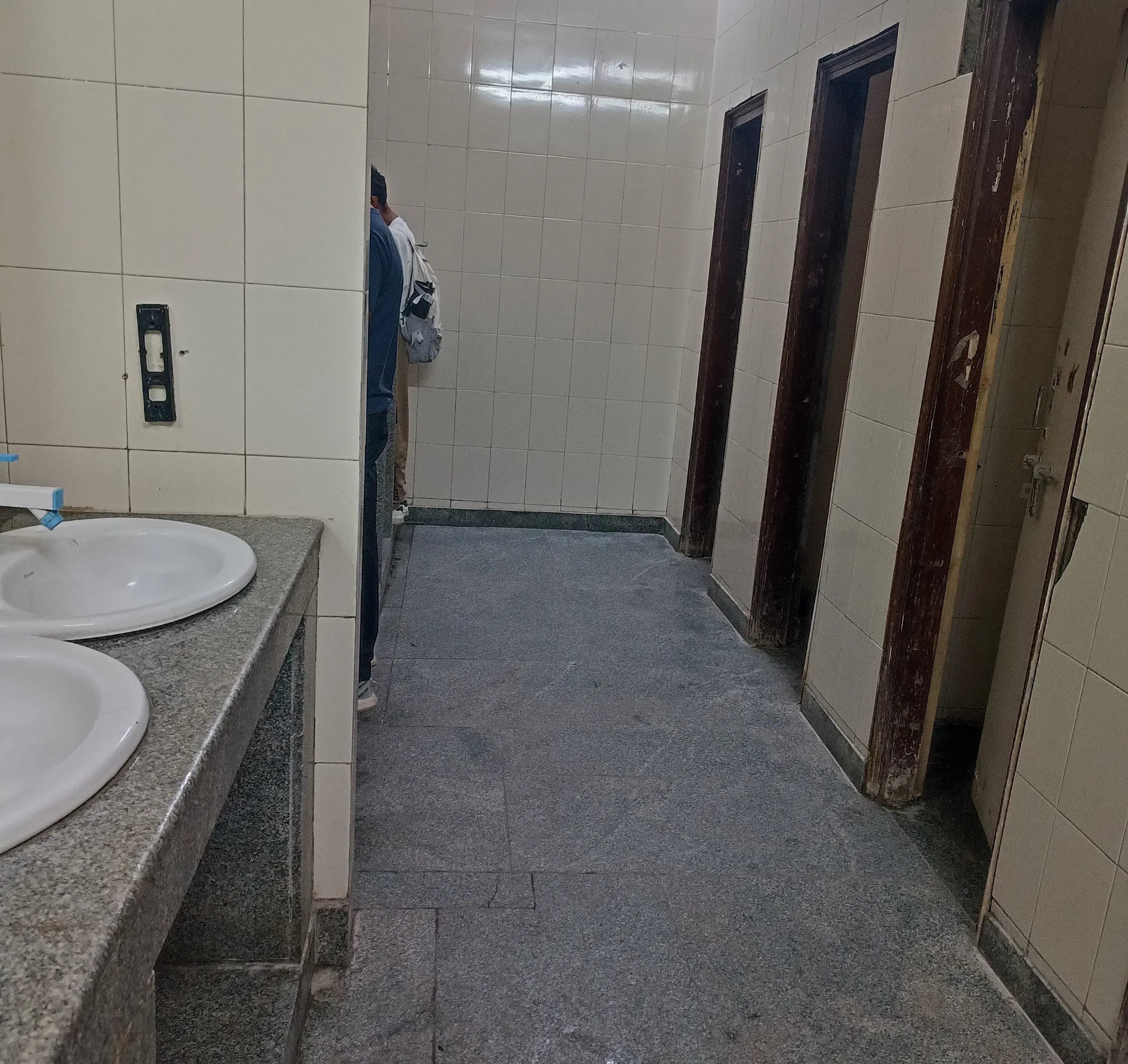 Kirori Mal College Academic Building photo 10